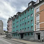 Visionapartments Leonhardstrasse - Self Check-in Apartmanhotel