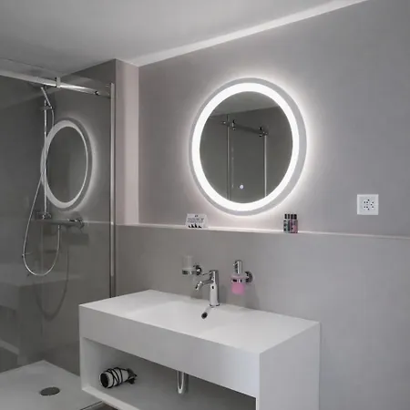 Visionapartments Leonhardstrasse - Self Check-in Zurique