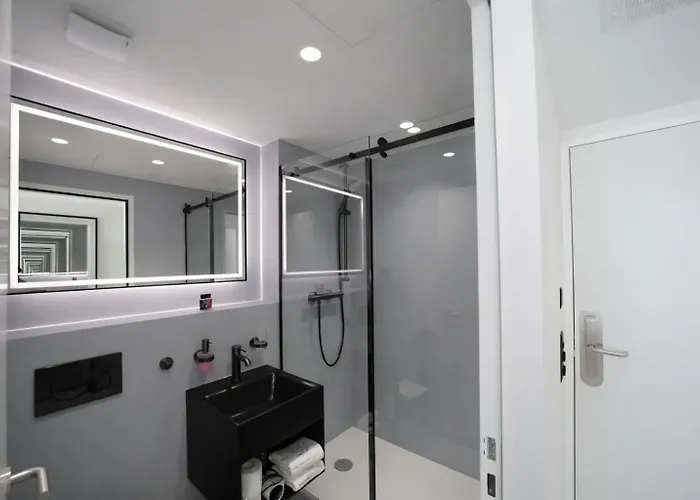 Visionapartments Leonhardstrasse - Contactless Check-in Апарт-отель