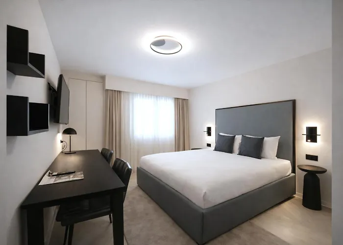 Апарт-отель Visionapartments Leonhardstrasse - Contactless Check-in 3*