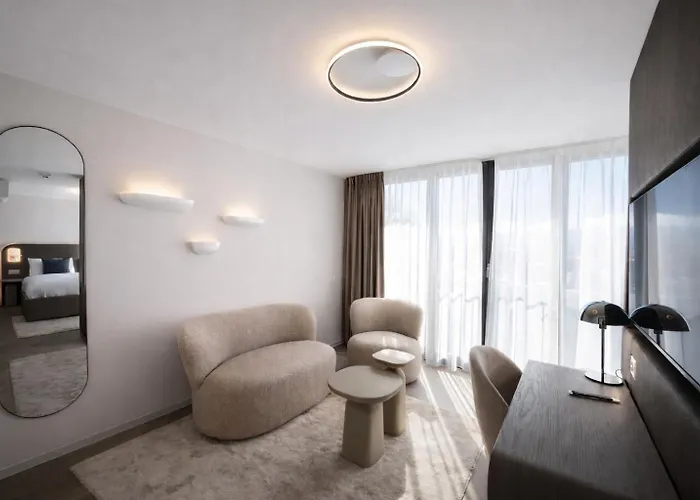 Visionapartments Leonhardstrasse - Contactless Check-in Апарт-отель Цюрих